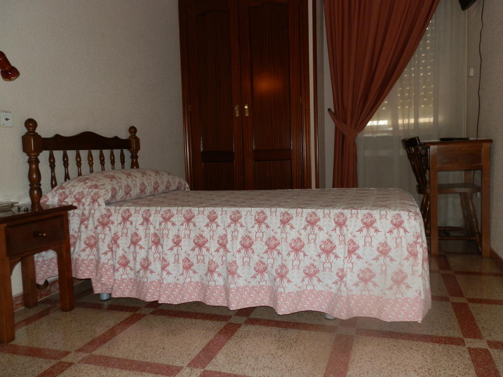 Hostal San Poul Consuegra Rum bild
