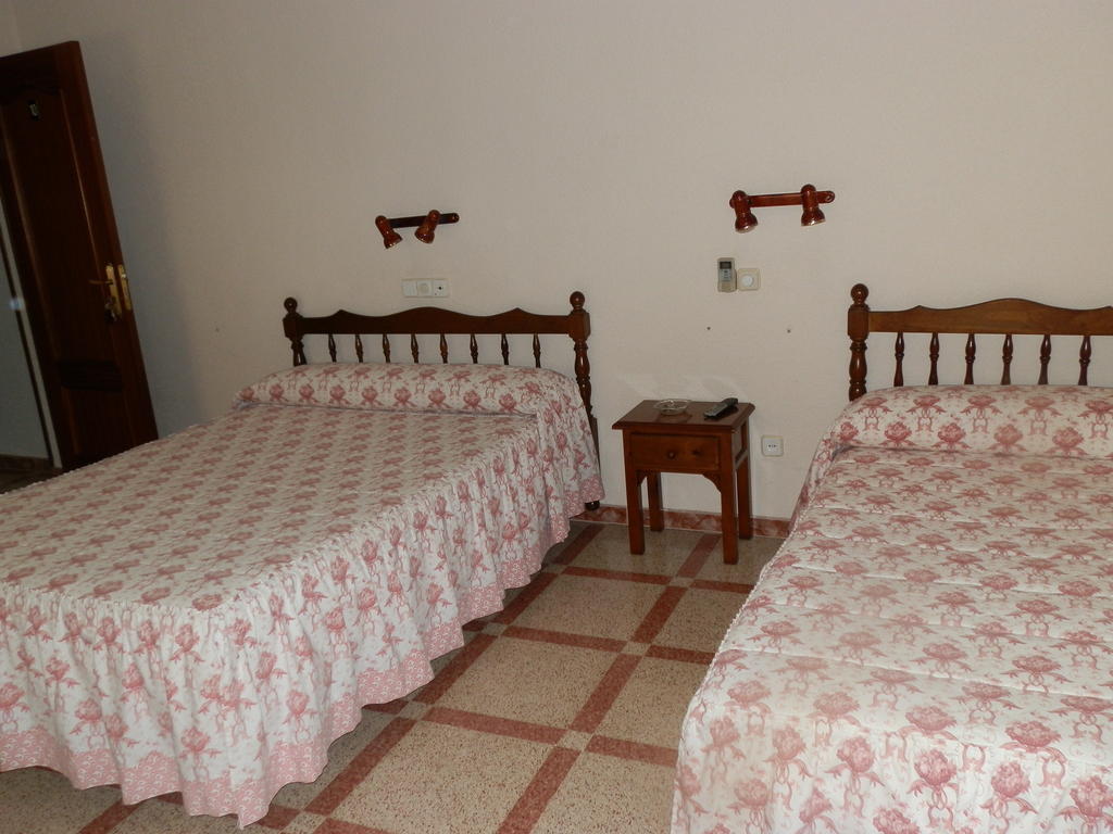 Hostal San Poul Consuegra Rum bild